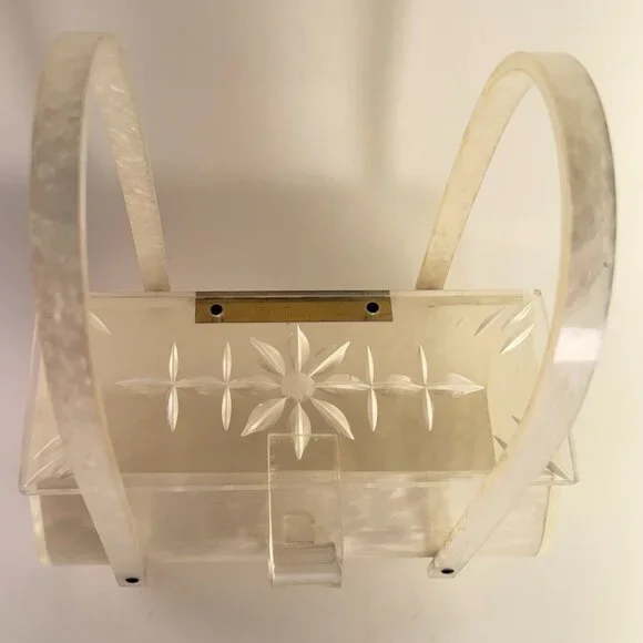 Vintage 1950's Lucite Box Purse - Picture 3 of 7